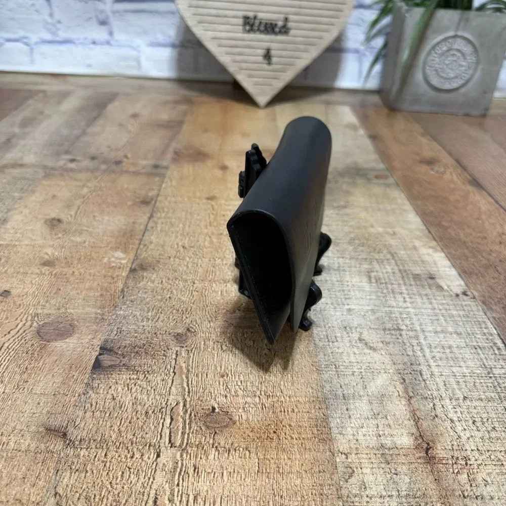 L.A.M.B eye glass sunglasses case black